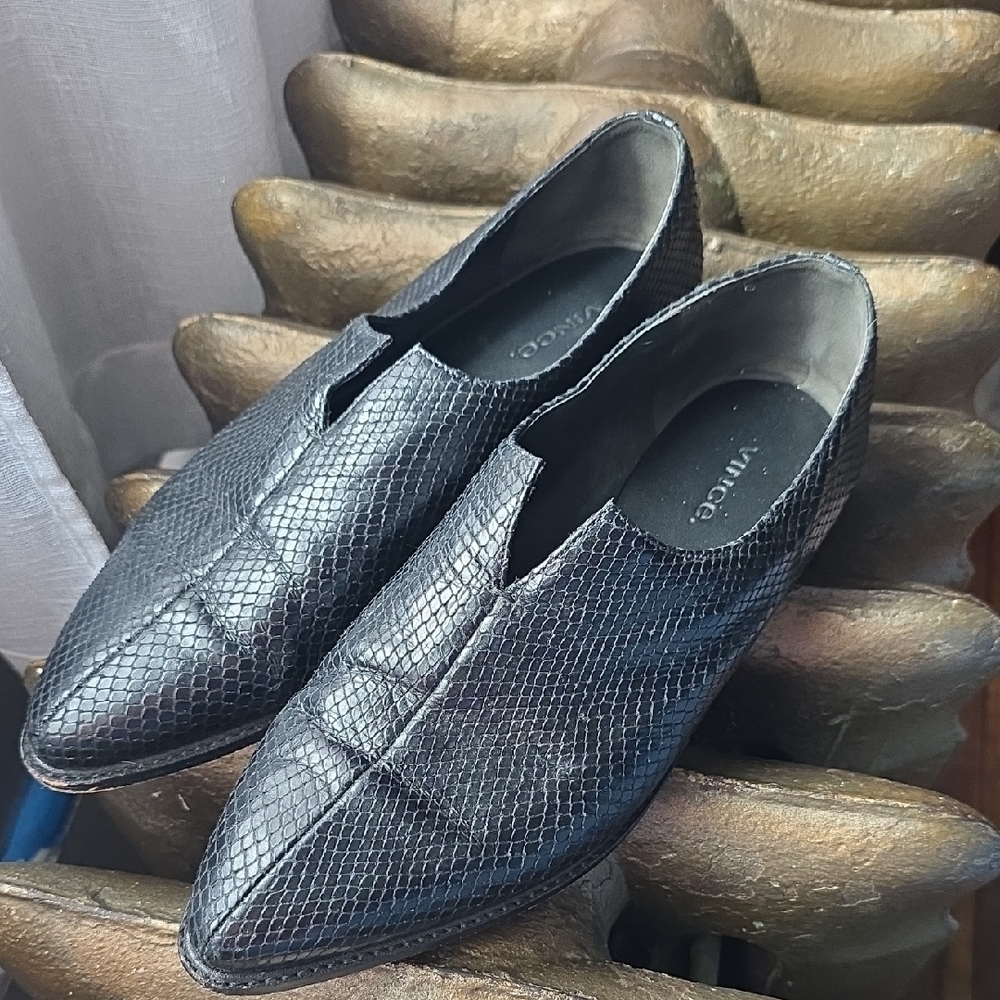 Vince Black Pointed Slip-On Loafers with Snakeskin Texture
